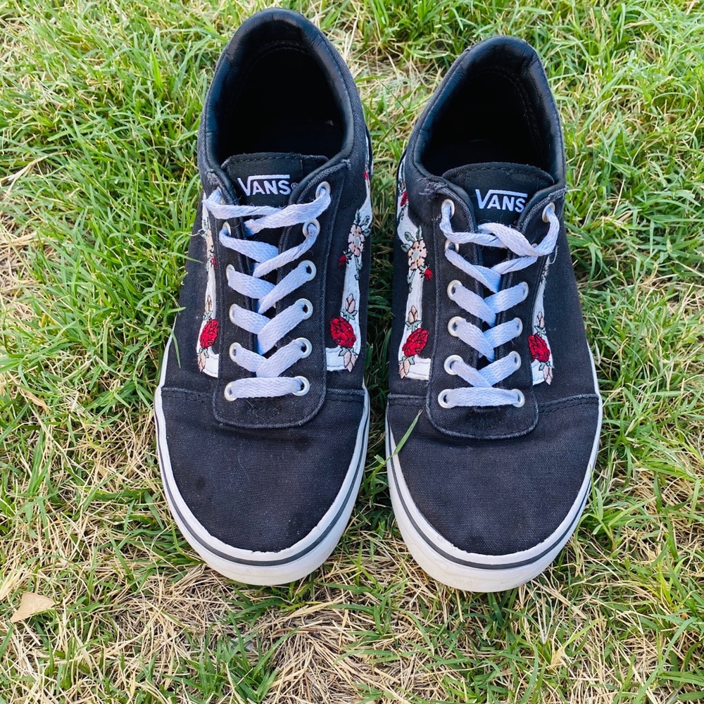 Black vans